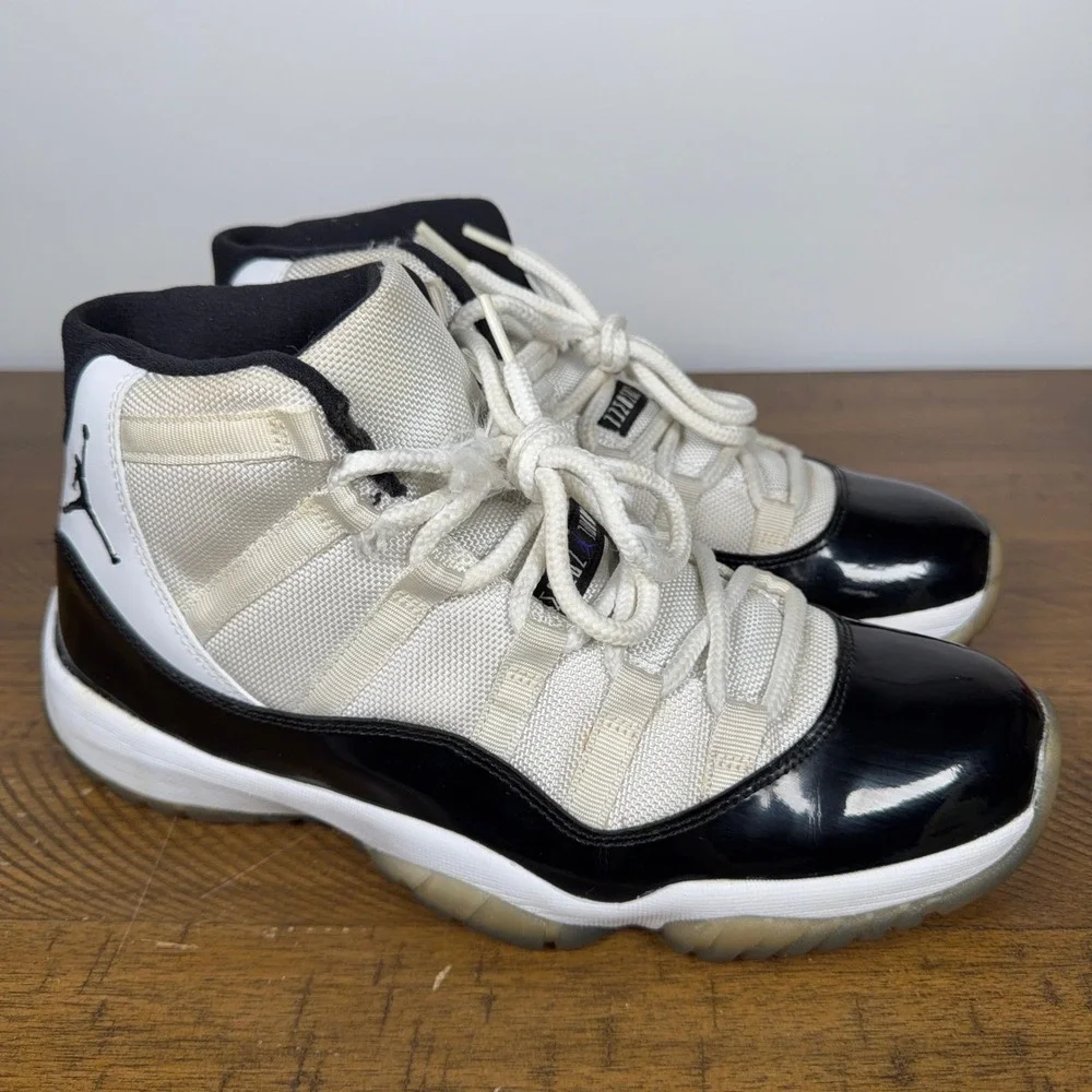 Jordan 11 Retro Shoes Mens 10.5 White Concord Basketball Sneakers 2011 OG
